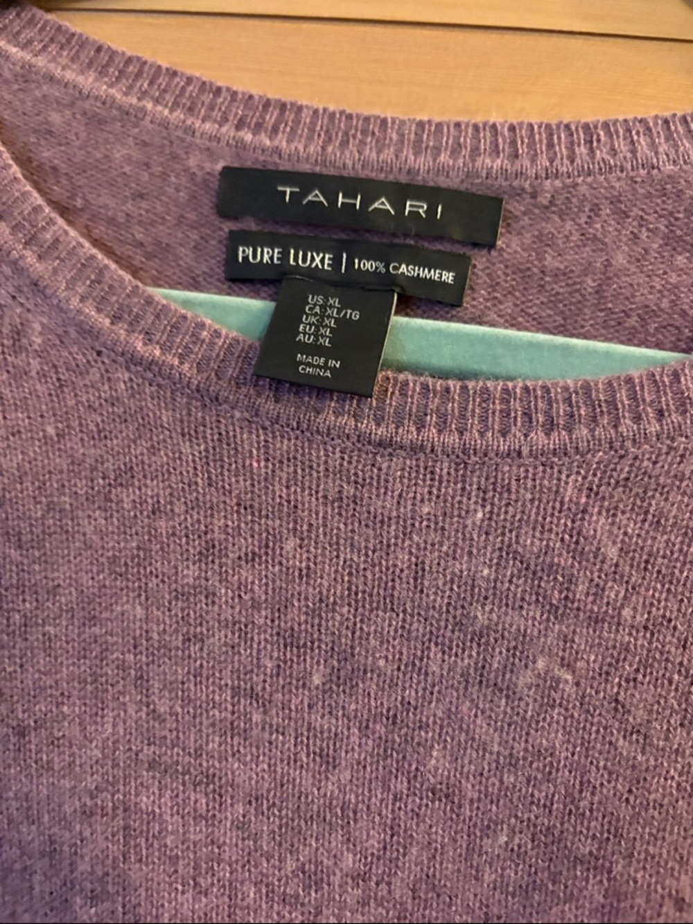 Tahari Lavender 100% Cashmere Sweater, XL, smoke free home